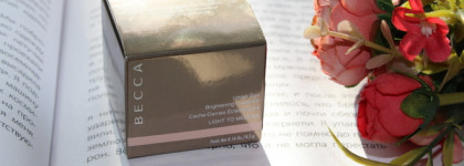 Becca Under Eye Brightening Corrector в оттенке Light to Medium
