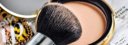 Летний макияж с бронзером Chocolate Soleil от Too Faced в оттенке Milk Chocolate