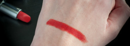 Помада для губ Dior Rouge Matte в оттенке 999