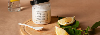Продолжаем очищать волосы с Christophe Robin. В ход пошла лимонная маска Cleansing Mask with Lemon + сравнение с соляным скрабом Cleansing Purifying
