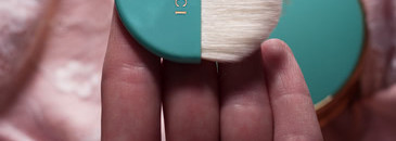 Так ли прекрасен? Бронзер от Gucci Bronzing Powder Poudre De Beauté Éclat Soleil ( # 01)