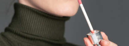 Addict Lip Maximizer (# 012 Rosewood) от Dior. Сравнение с маслом Addict Lip Glow Oil