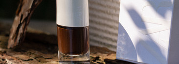 И снова Zara Beauty и снова лак для ногтей Nail Polish. Оттенок NC733 Power, которому стоит чуть подождать