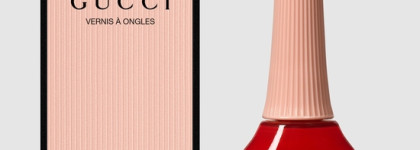 Красивый красный. Лак Vernis à Ongles от Gucci (#504 Myra Crimson)