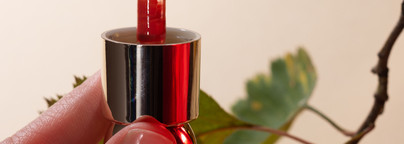 Можно ли быть настолько пигментированными? Жидкие матовые румяна Soft Pinch Blush Liquide Mat от Rare Beauty (# Joy)