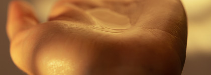 Увлажнение и питание кожи с увлажняющим Миндальным маслом для душа Almond Cleansing And Softening Shower Oil от L'occitane