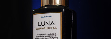 Синее масло для лица видели? А если покажу? Ночное антивозрастное масло Luna Sleeping Night Oil от Sunday Riley
