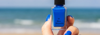 Из осени в лето с La Laque Couture от YSL (#18 Bleu Majorelle)