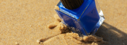 Из осени в лето с La Laque Couture от YSL (#18 Bleu Majorelle)