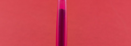 Голографик от Beauty Bomb UFO Eye Pencil Holographic Conspiracy (#02 Buttons)