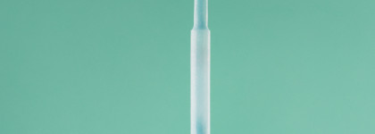 Прозрачность и переливы #Blue Blitz от Sally Hansen (Xtreme Wear Nail Color )