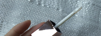 Укрощение строптивой: жидкие тени Crystal Stars Glitter eyeshadow от La Rosa (01 Silver)