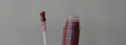Сияние космоса в блеске Naj Oleari Plumping Kiss Lipgloss в 12 оттенке