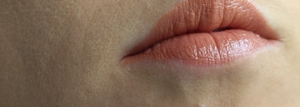 Топ-3 комфортных нюдовых помад