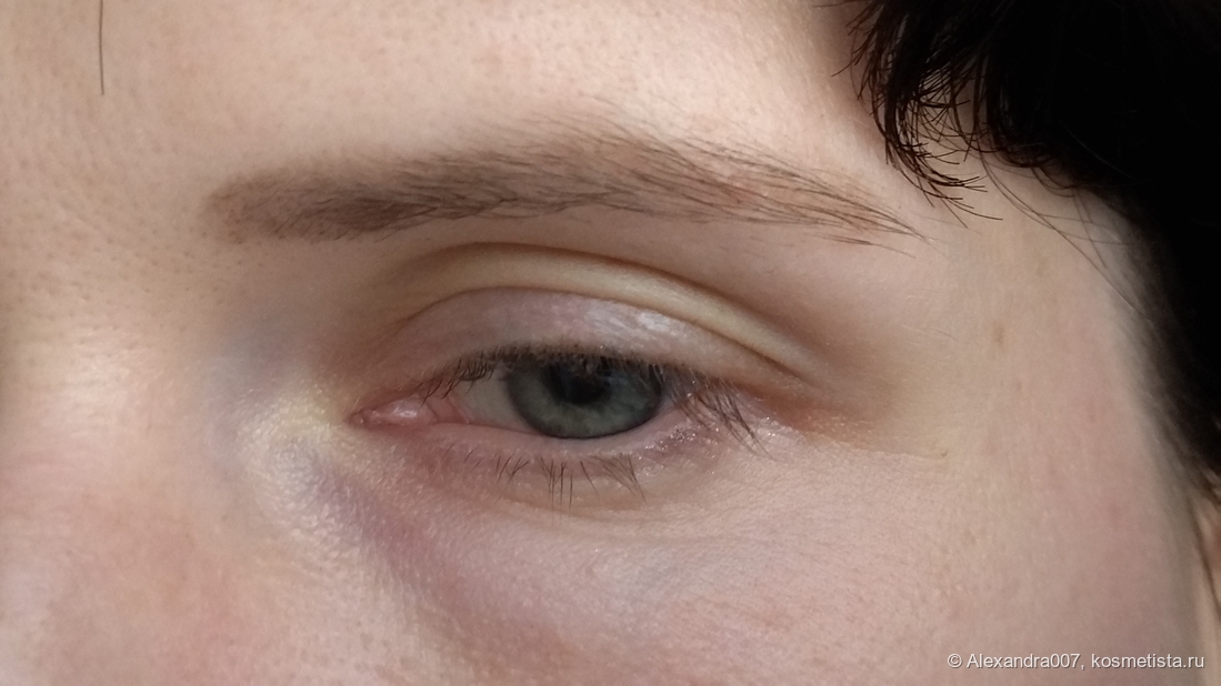 имхо, на пол-тона теплее чем 075