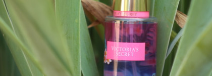 Ну что,  на пляж с Victoria's Secret? Electric Beach Fragrance Mist