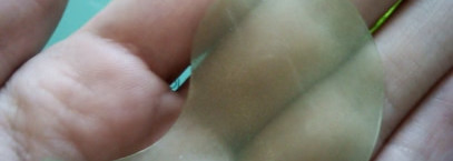 Не представляю своей жизни без патчей. Мои любимые - Aloe soothing essence 80% hydrogel eye patch Holika Holika