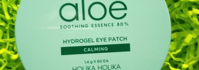 Не представляю своей жизни без патчей. Мои любимые - Aloe soothing essence 80% hydrogel eye patch Holika Holika