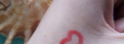 Неплохой кореец - тональная основа Hard Cover Glow Foundation Holika Holika