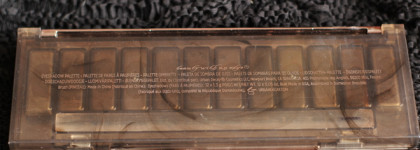 Первая любовь Urban Decay Naked Smoky eyeshadow palette