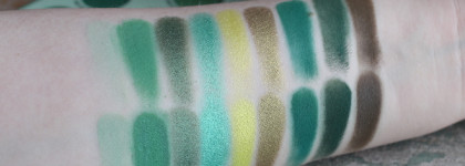 ColourPop Just my luck pressed powder palette