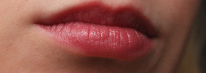 Легкая и нежная помада-бальзам Giorgio Armani Ecstasy Shine №503 fatale