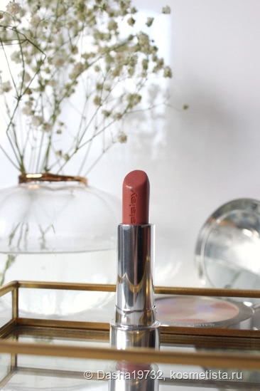 Помады Sisley Phyto Lip Shine Sheer в оттенках 1,2,3,11 и Hydrating Long Lasting Lipstick - L13