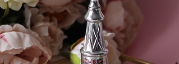 Красивые брови от Benefit: крем-гель для бровей Ka-Brow! Benefit в оттенке 3 и Средство для объёма бровей 3D Browtones Benefit в оттенке 4 темно-коричневый