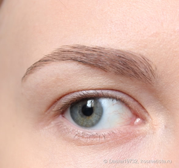 Givenchy Тонирующая водостойкая тушь-филлер для бровей Mister Brow Filler Mascara в оттенке 02 Blonde