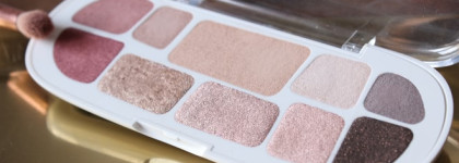 Новинка от Essence Палетка теней для век Blushed Eyeshadow Palette Spring-Summer 2019