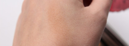NARS Bronzing Powder в оттенке Laguna