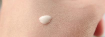 Ровный цвет лица с Clarins White Plus Mousse Creme и Clarins Bright Plus Serum