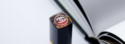 Топ-покрытие для губ Chanel Rouge Coco Flash в оттенке 202 Warm Up