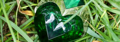 Такой неординарный и притягательный... Четвёртый флагманский аромат несравненного Тьерри Мюглера - Thierry Mugler Aura