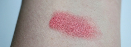 Мой весенний фаворит - Dior Addict Lacquer Stick в оттенке Pulm beach. Сияющий глянец и великолепная текстура