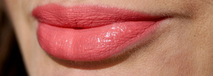 Мой весенний фаворит - Dior Addict Lacquer Stick в оттенке Pulm beach. Сияющий глянец и великолепная текстура