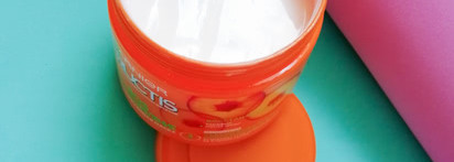 Маска для волос Garnier SOS восстановление быстро приводит волосы в порядок, оживляет кончики