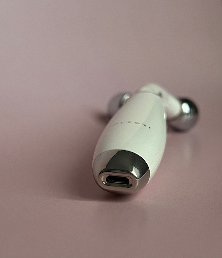 Попка для зарядки.