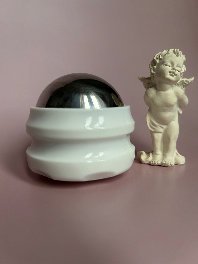 Охлаждающие девайсы храню в холодильнике.