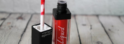 Lavelle Collection Liquid matte LS 10. Стойкая матовая помада за 100 рублей