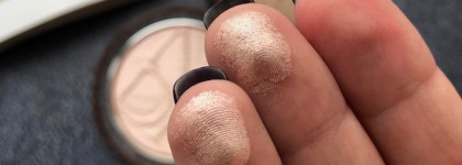 Красавчик, к которому не тянутся руки. Пудра для сияния кожи Dior Diorskin Mineral Nude Luminizer в оттенке 02 Розовое сияние