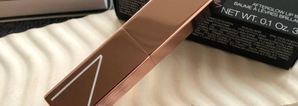 Блестящие мои. Битва бальзамов для губ от Nars, Huda Beauty и Estee Lauder