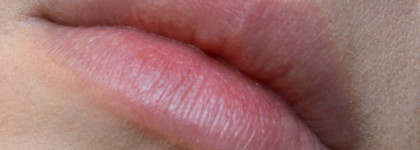 Новинка Urban Decay: матовый мусс Lo-Fi. Нежный розовый Halo