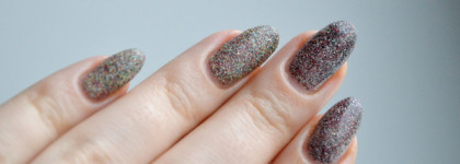 Твидовый маникюр с Masura