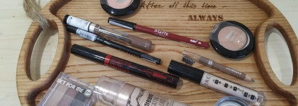 "Это сделала я!" - и Джейми Ли Кертис. Но она раньше