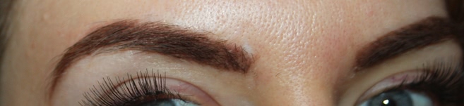 Гель для бровей Bobbi Brown eyebrow shaping в оттенке Rich Brown