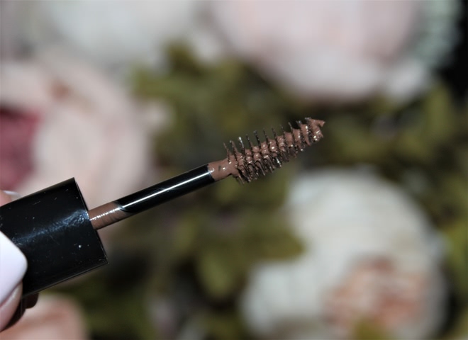 Гель для бровей Bobbi Brown eyebrow shaping в оттенке Rich Brown
