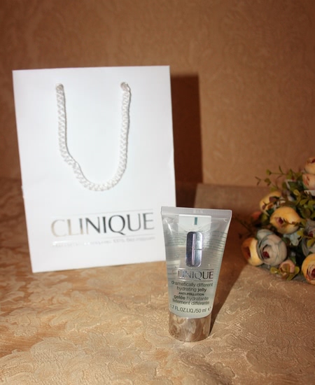 Уникальное увлажняющее желе Clinique Dramatically Different Hydrating Jelly