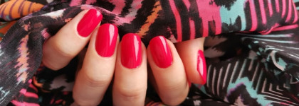 Самый летний красный Berenice Oxygen Nail Lacquer 14 Coral Beads