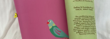 Кудри вьются. Мой любимый продукт для укладки вьющихся волос по кудрявому методу Shea Moisture Raw Shea & Cupuacu Frizz Defense Gel Cream